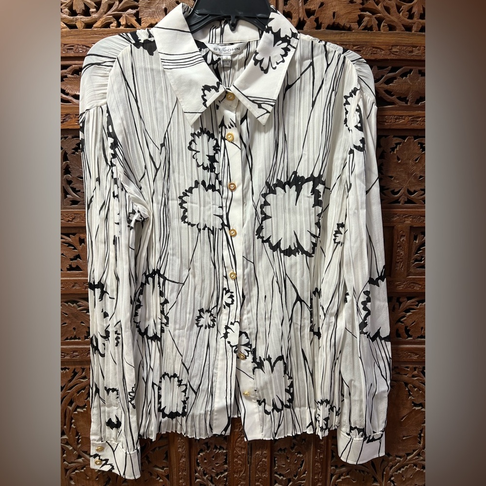 St. John Black and White Graphic Button Down Shirt
